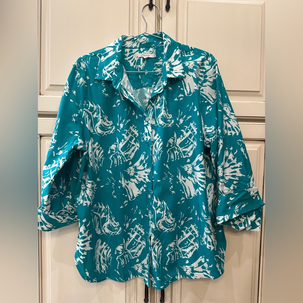 Chico's Teal and White Abstract Print Button-Up‎ Top